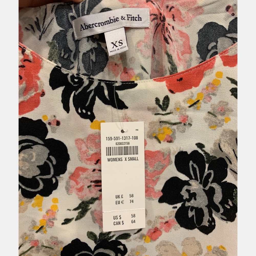 Abercrombie & Fitch Tiered Floral Dress - NWT - Picture 3 of 5